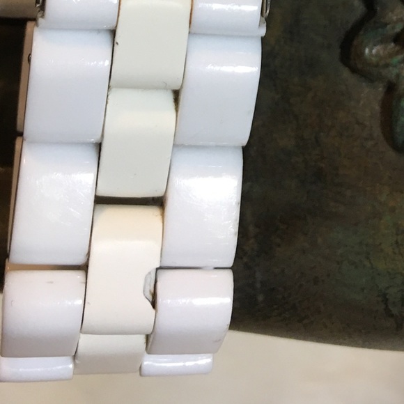 MARC JACOBS “Rivera” Glitz Rhinestone Logo Watch Wristwatch 40mm Plastic White - Picture 7 of 7